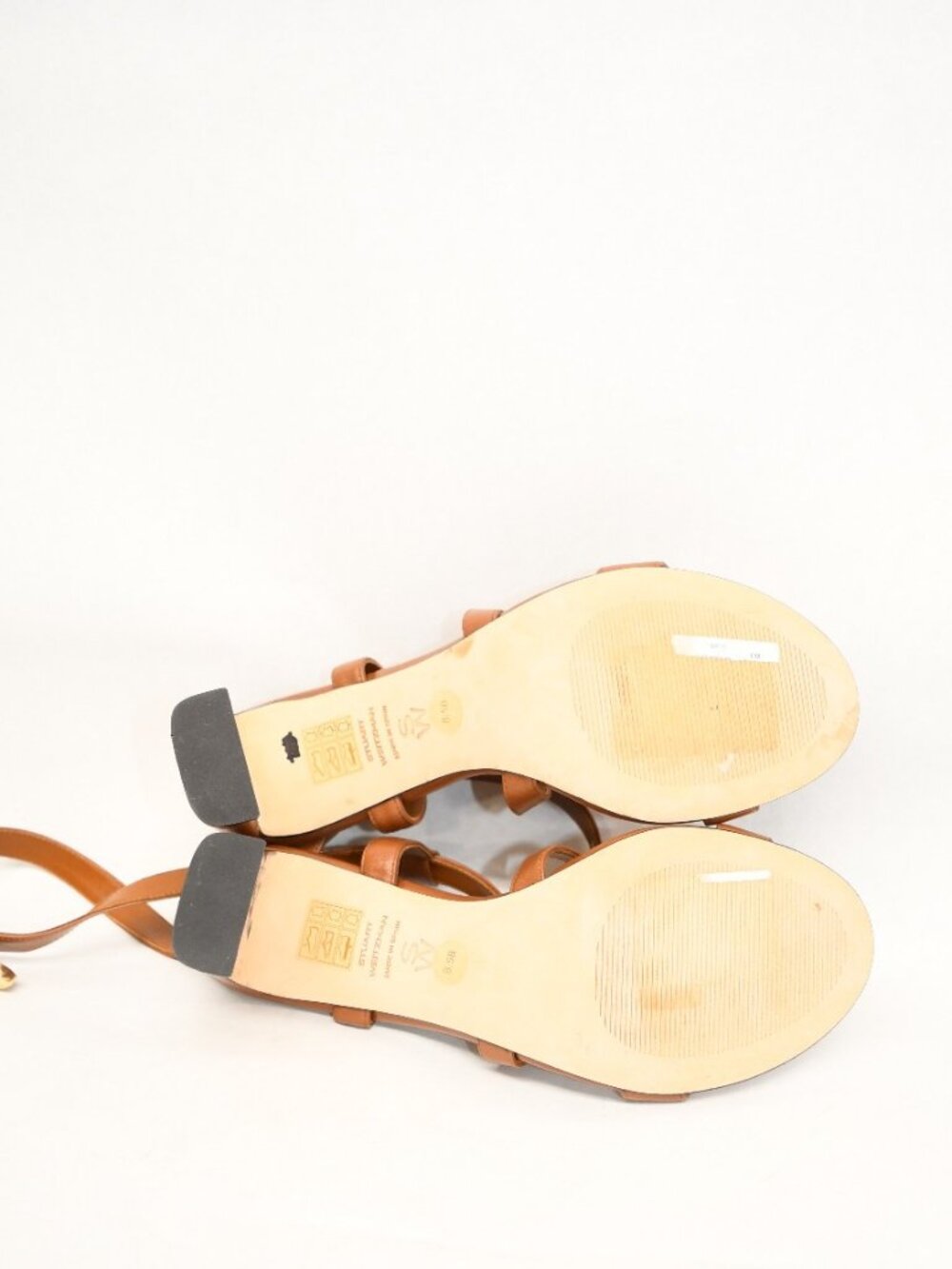 $600 STUART WEITZMAN Maven 75MM Leather Block-Heel Sandals SADDLE 8.5 (DD5) - Picture 6 of 7